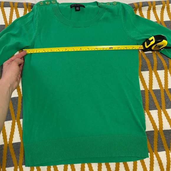 Banana republic emerald green crew neck sweater - Picture 7 of 8